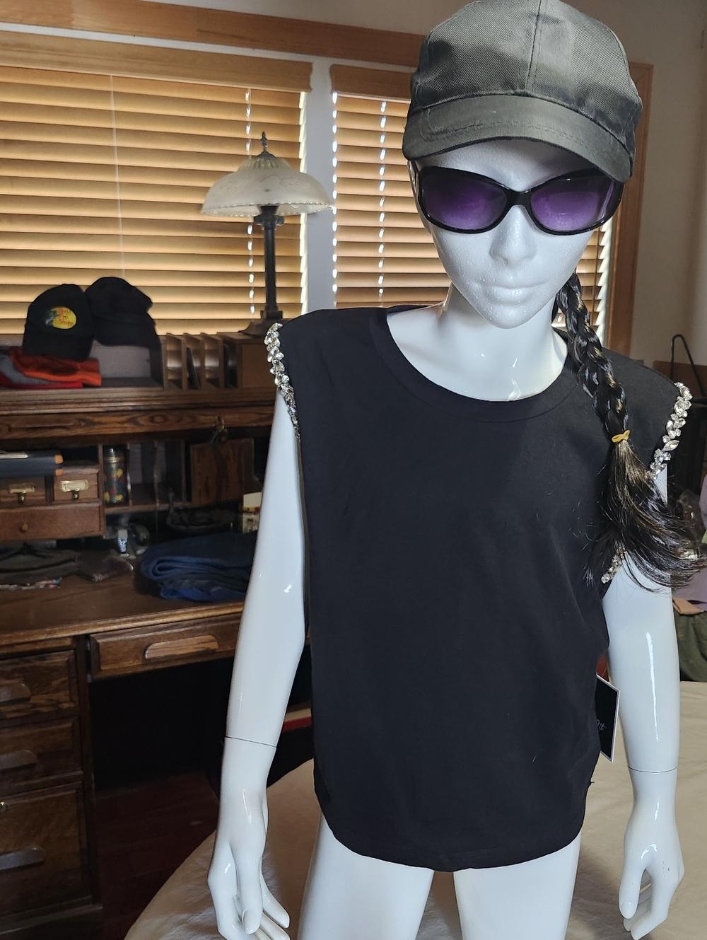Unique "On 12th" Jeweled Black Pullover Sleeveless Top In Women's Size Small